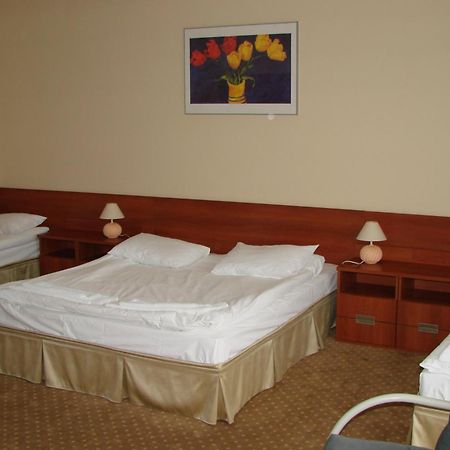 Amadeus Motel วอมซา ภายนอก รูปภาพ