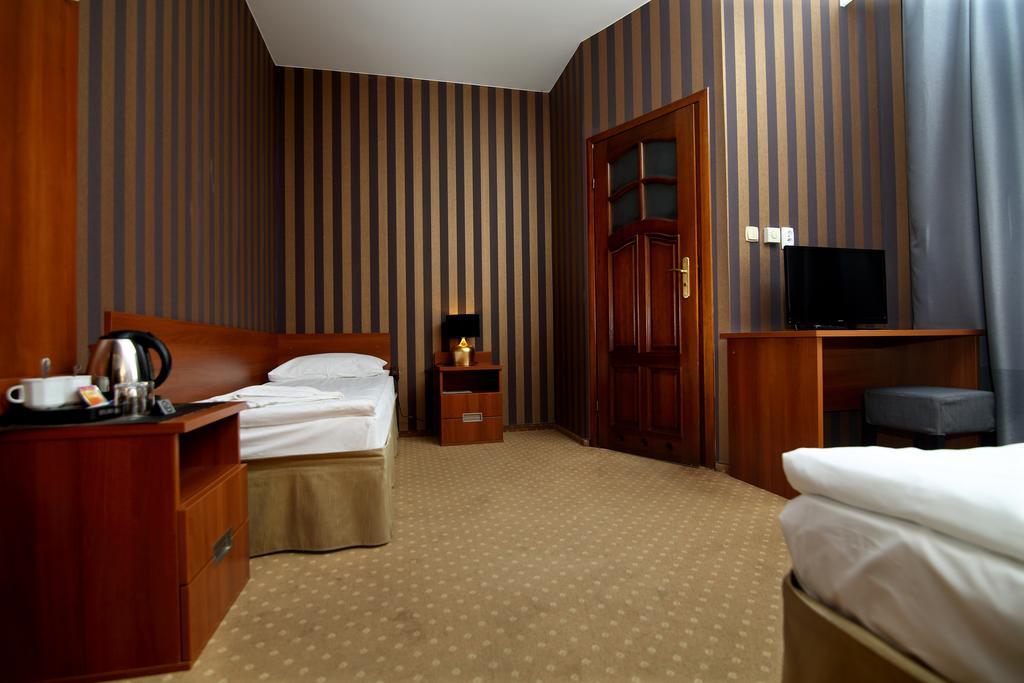 Amadeus Motel วอมซา ภายนอก รูปภาพ