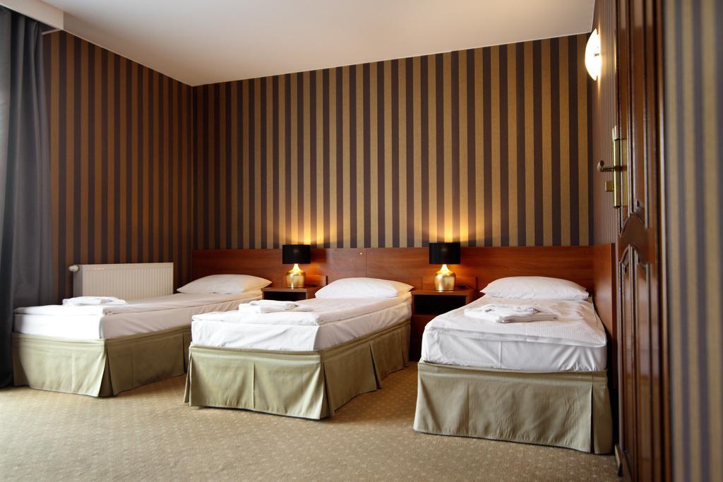 Amadeus Motel วอมซา ภายนอก รูปภาพ