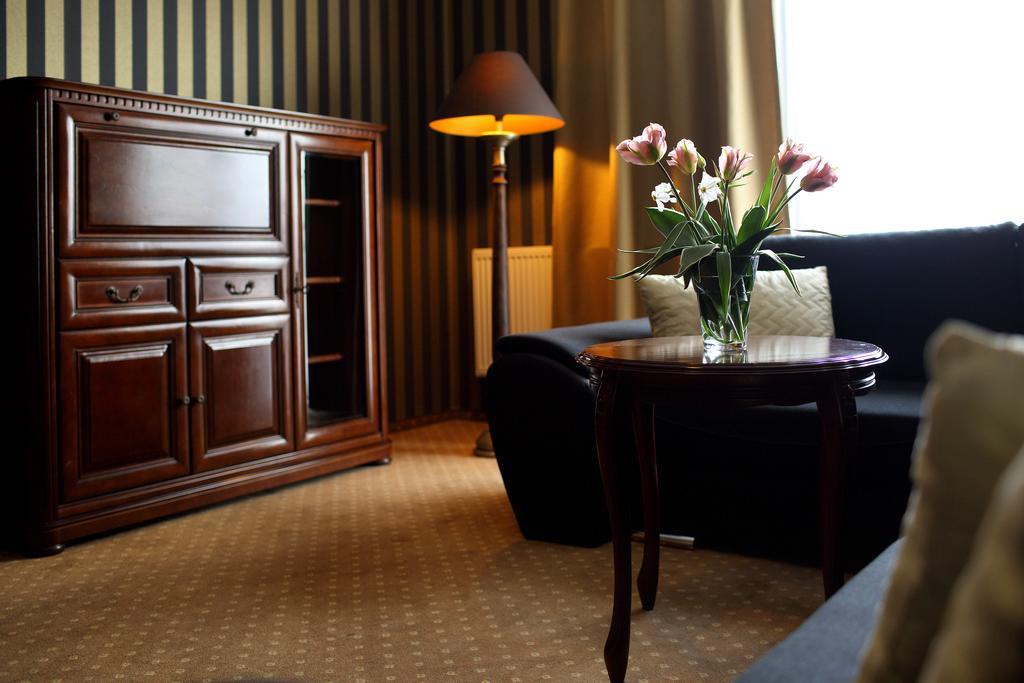Amadeus Motel วอมซา ภายนอก รูปภาพ