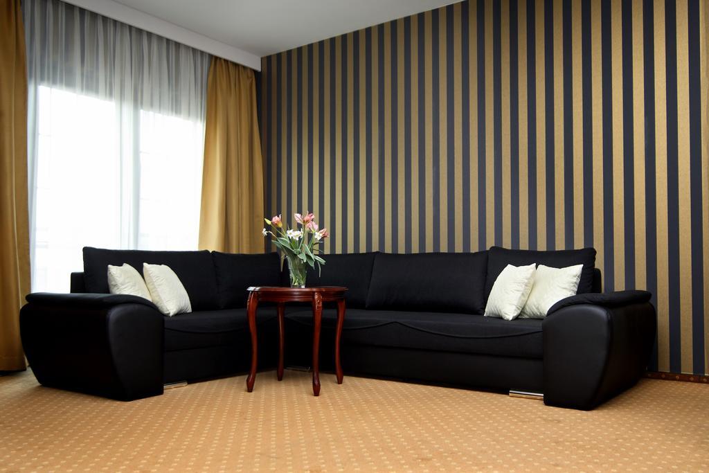 Amadeus Motel วอมซา ภายนอก รูปภาพ