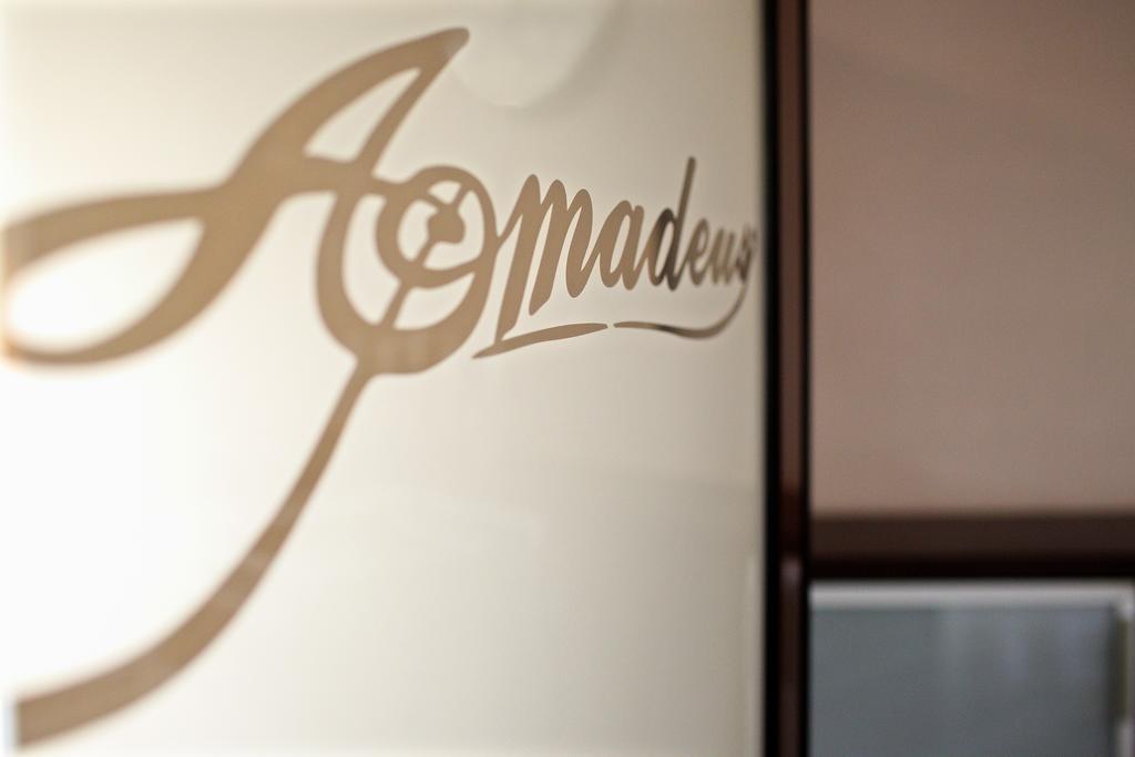 Amadeus Motel วอมซา ภายนอก รูปภาพ