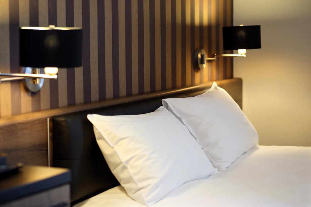 Amadeus Motel วอมซา ภายนอก รูปภาพ
